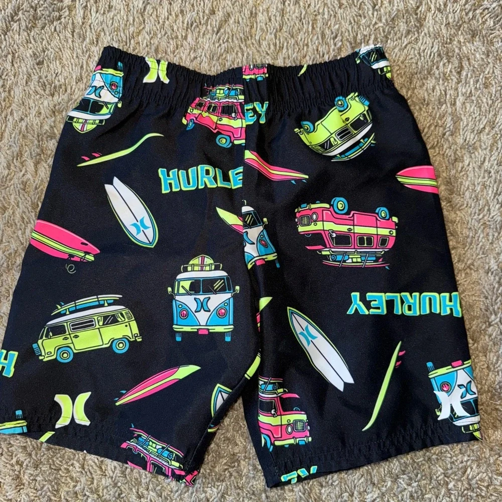 Hurley Rash Guard Set - Picture 7 of 9